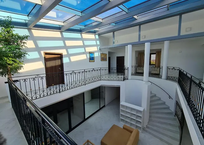 Atrium-accomm Bed & Breakfast Ritka